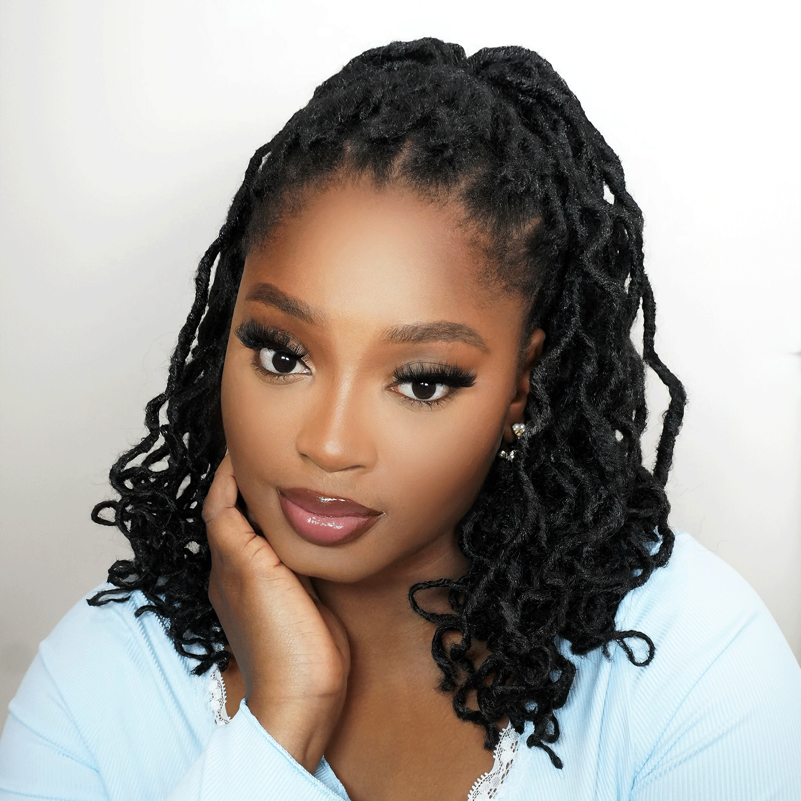 ToyoTress Toceana Curly Locs Crochet Hair - Pre-twisted Distressed Mermaid Crochet Braids Pre-looped Synthetic Braiding Hair Extensions